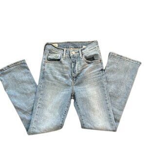 LEVI'S PREMIUM STRAIGHT LEG JEANS SIZE 24/01